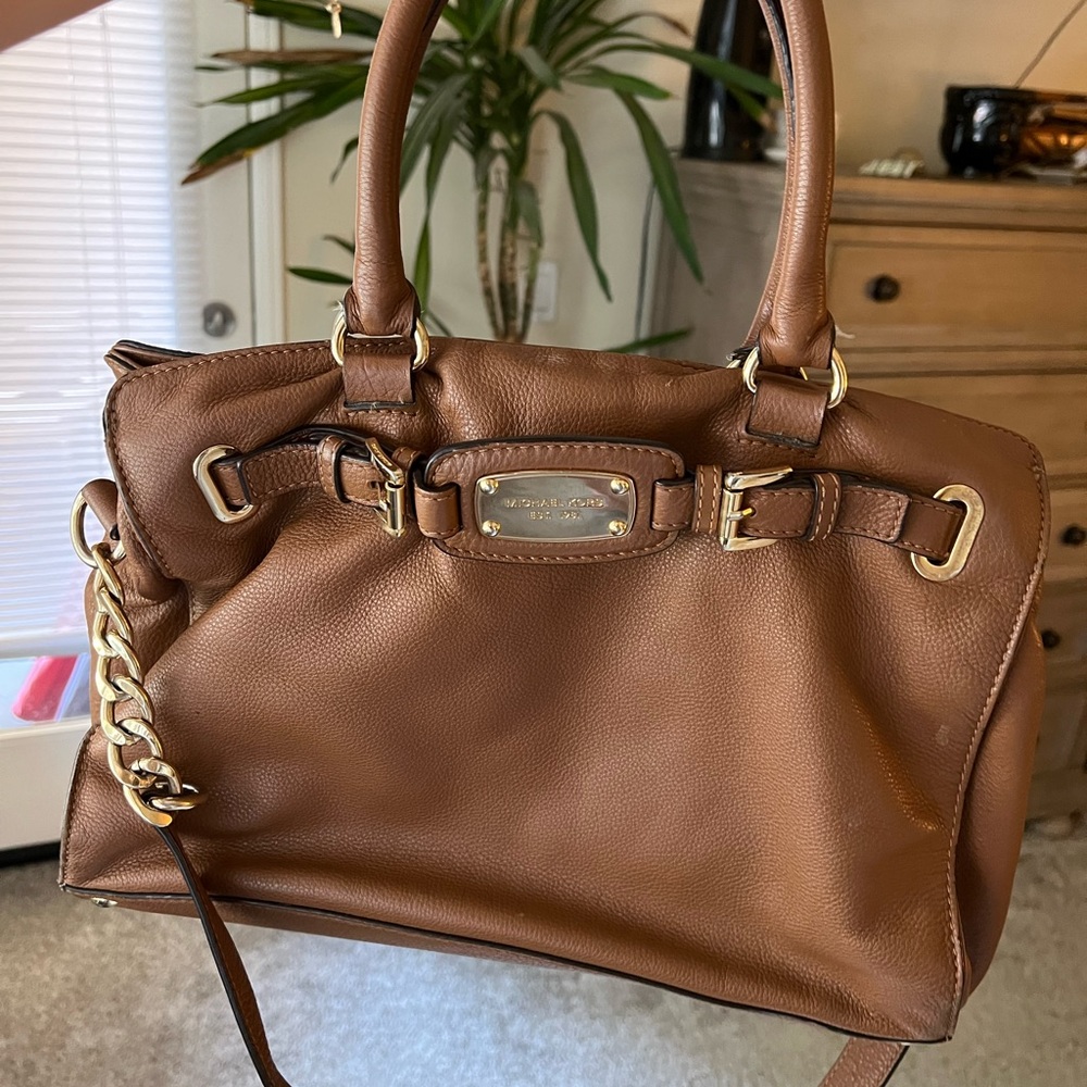 Michael Kors Hamilton Purse, used